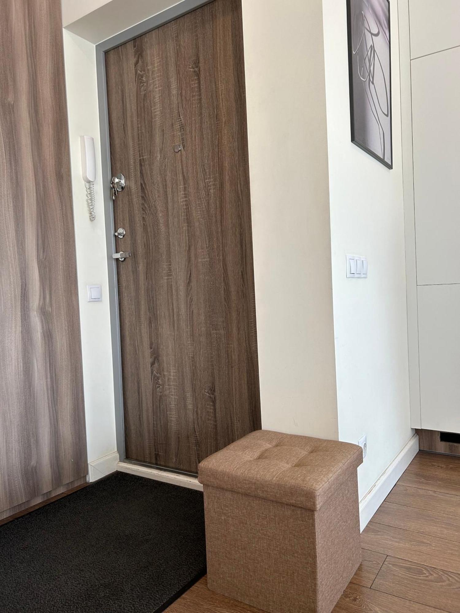 Your Home - Spacious Apartment In City Center, With Balcony & Self Check-In Vilnius Exterior photo